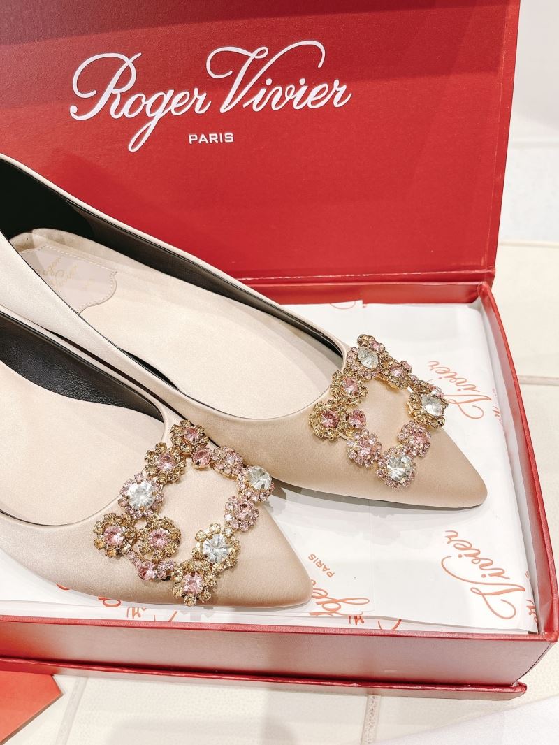 Roger Vivier flat shoes